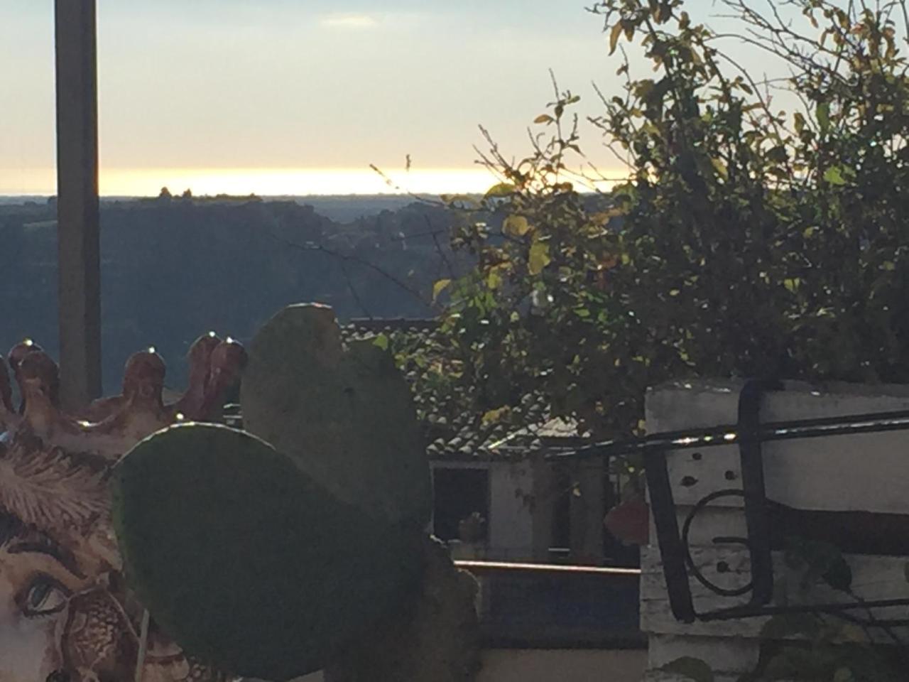 Casa Tipica Siciliana Patronale Home Bedandbreakfast Tremetrisoprailcielo Camere Con Vista, Colazione Interna In Terrazzo Panoramico Caltagirone Bagian luar foto