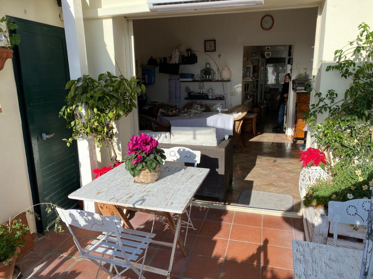 Casa Tipica Siciliana Patronale Home Bedandbreakfast Tremetrisoprailcielo Camere Con Vista, Colazione Interna In Terrazzo Panoramico Caltagirone Bagian luar foto